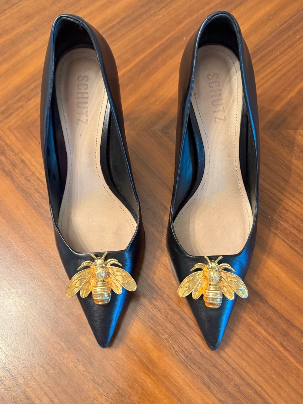 Schutz Black Leather Gold Embellished Pointed Toe Pumps Heels US 8 - Picture 6 of 16